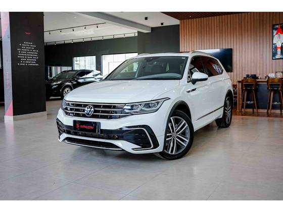 VOLKSWAGEN TIGUAN 2.0 300 TSI GASOLINA ALLSPACE R-LINE AUTOMÁTICO VOLKSWAGEN TIGUAN 2.0 300 TSI GASOLINA ALLSPACE R-LINE AUTOMÁTICO